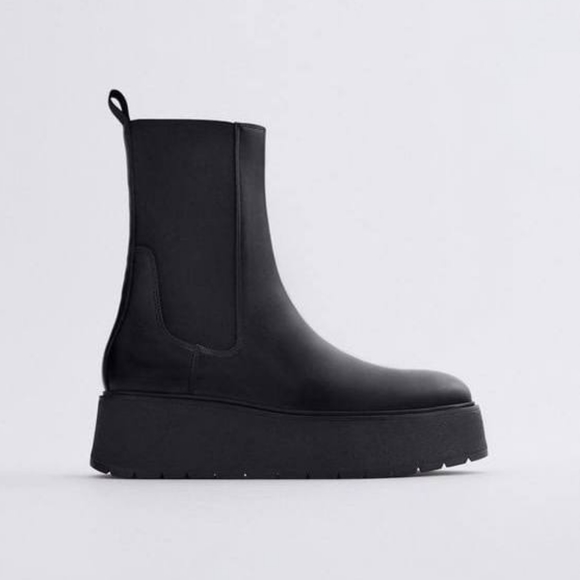 Zara Flat Leather Platform Ankle Boots 